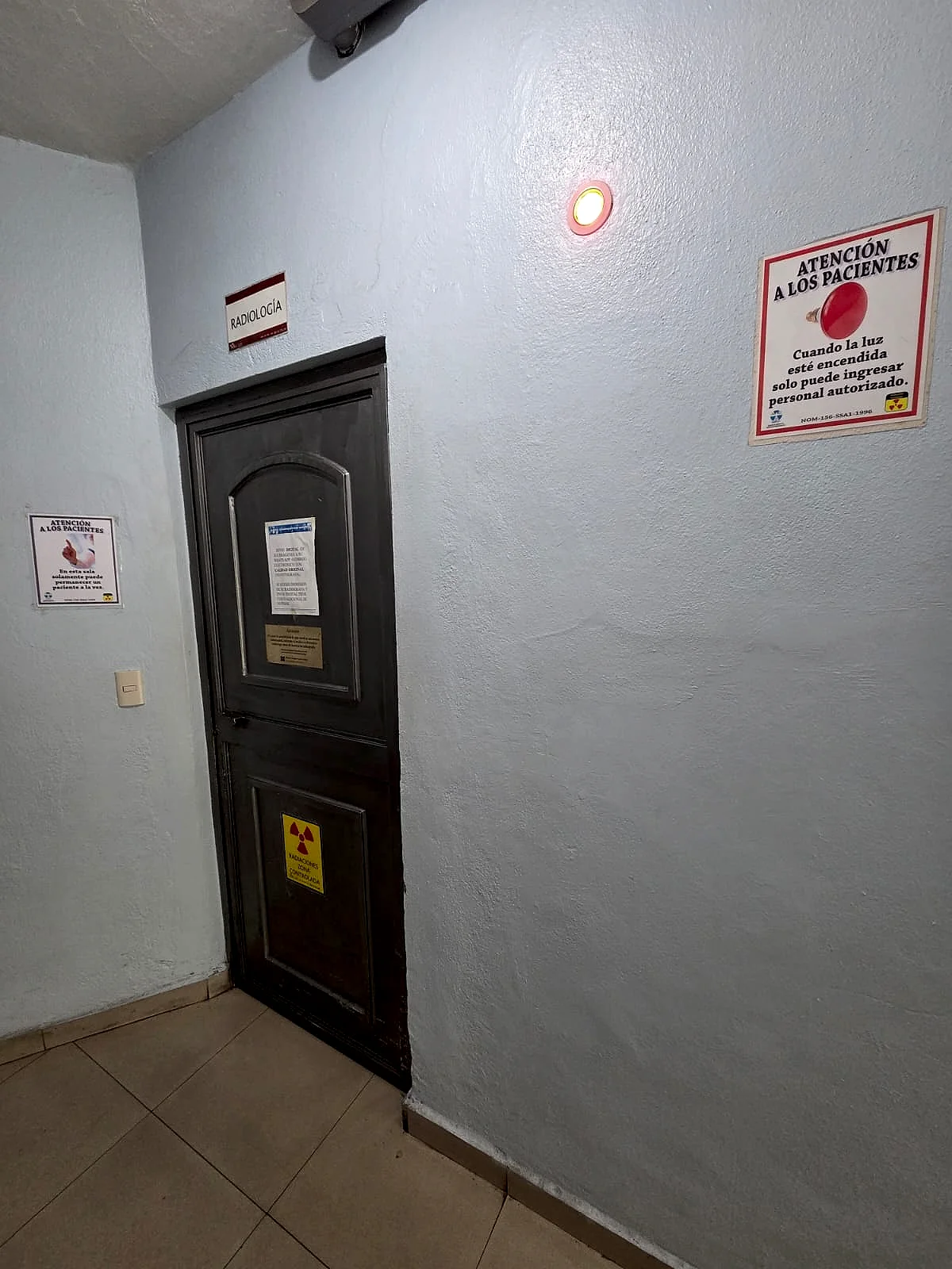 Entrada a la sala de radiología
